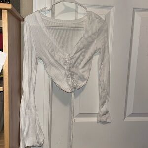 white crop top long sleeve